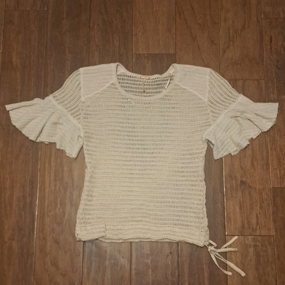 Free People Babes Only Flutter Top Short Sleeve - Picture 4 of 9